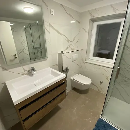 Peaceful 30 Meters From Sea! Zadar