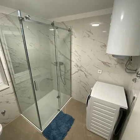 Peaceful 30 Meters From Sea! Apartament *