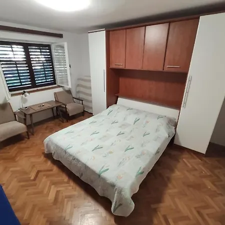 Peaceful 30 Meters From Sea! Apartment