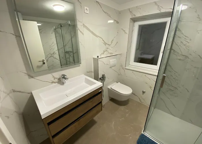 Peaceful 30 Meters From Sea! Zadar